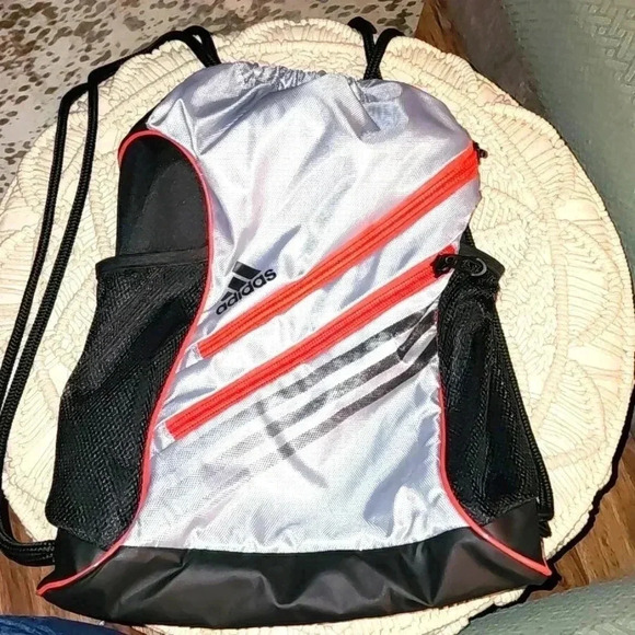 Adidas Strength Sak Pak - Picture 1 of 4